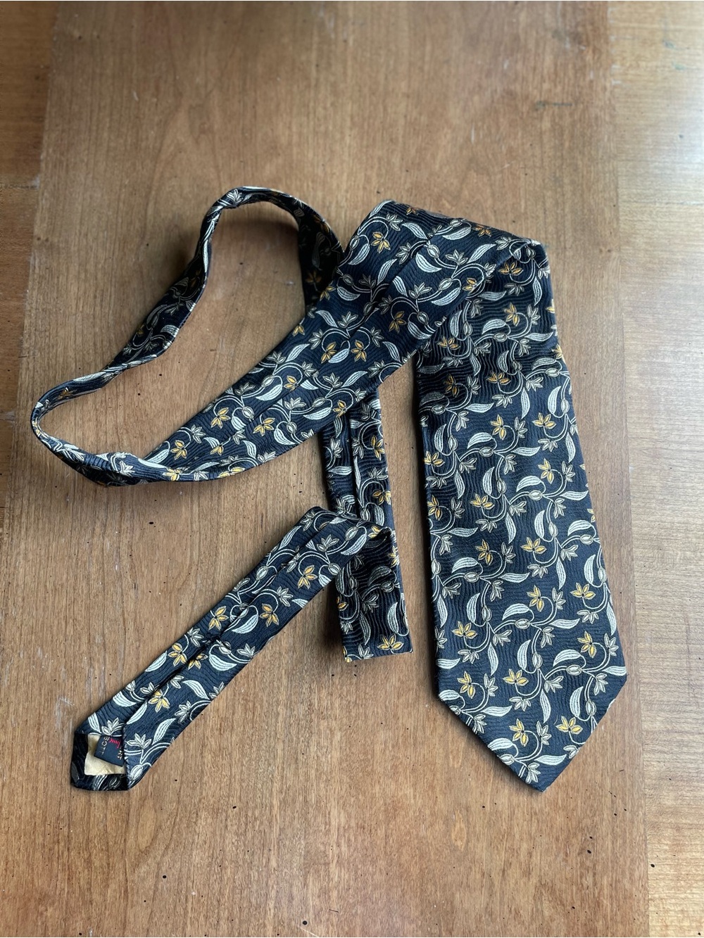Robert Talbott Vintage Black Silk Tie with Gold and Cream Floral Motif 4” X 56”